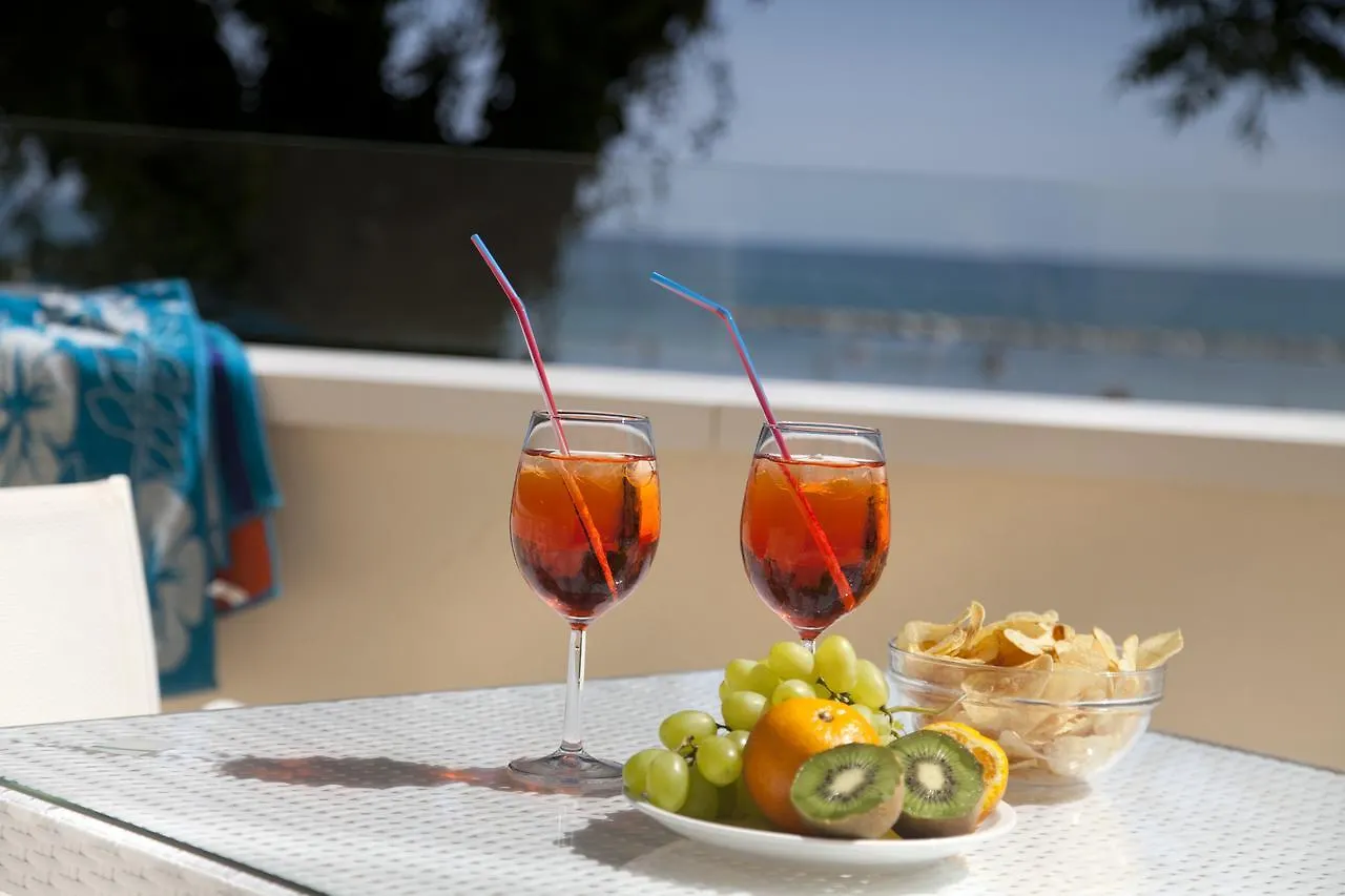 ****  Hotel Vienna Ostenda E Ristorante Il Danubio Rimini Italy