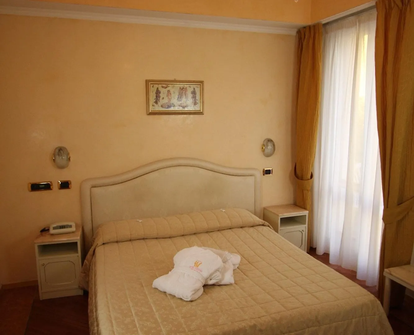 Hotel Vienna Ostenda E Ristorante Il Danubio Rimini Italy