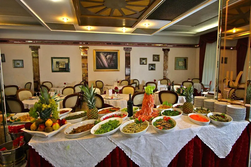 Hotel Vienna Ostenda E Ristorante Il Danubio Rimini