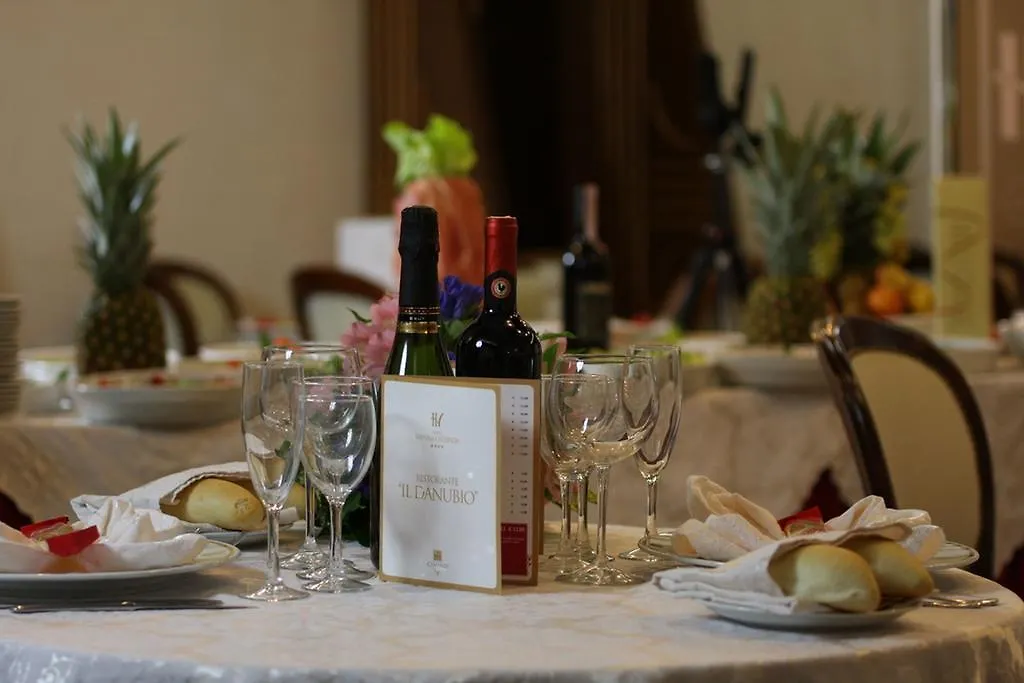 Hotel Vienna Ostenda E Ristorante Il Danubio Rimini