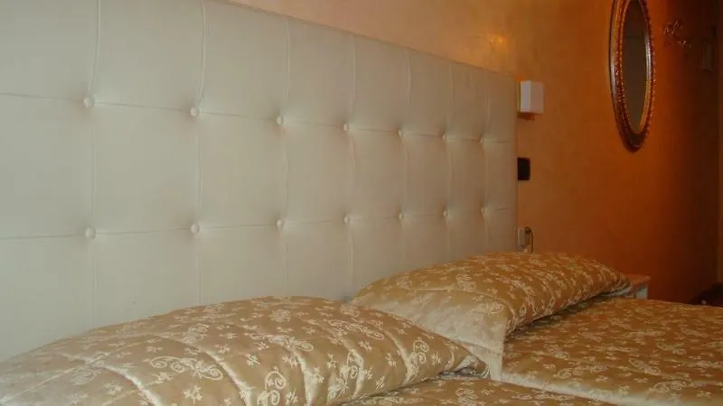 Hotel Vienna Ostenda E Ristorante Il Danubio Rimini